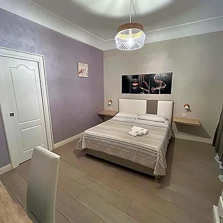 فندق مبيت وإفطار Chiaia Roof 4*