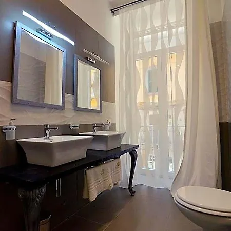 Bed & Breakfast Chiaia Roof 4*