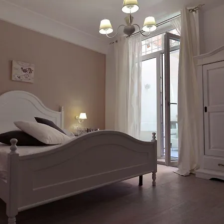 Bed & Breakfast Chiaia Roof Neapel