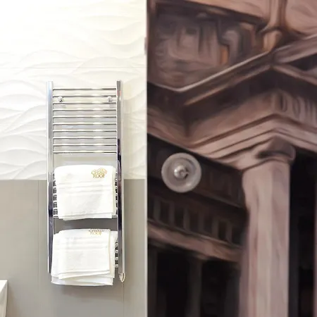 Bed & Breakfast Chiaia Roof