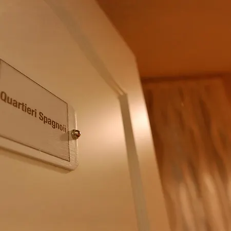 Chiaia Roof Bed & Breakfast