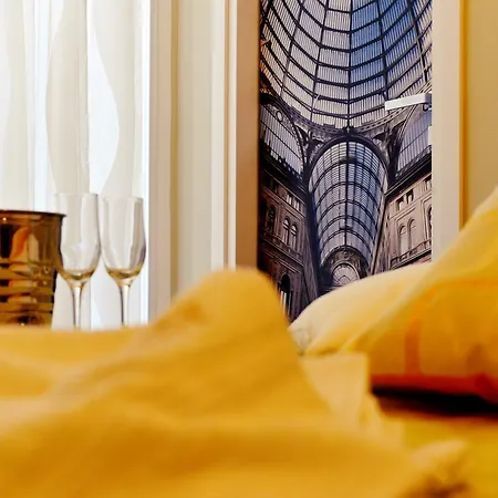 Bed & Breakfast Chiaia Roof